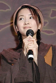 Hazuki Ishigaki dressing up as Shenhua.