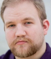 Joe Daniels the English voice actor for Dou Niu in Shenmue the Animation.