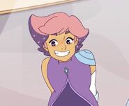 Glimmer turns on the charm