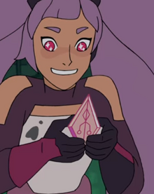 Entrapta with Data Disk (2).png