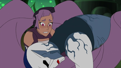 Entrapta sees Hordak real body s3e2