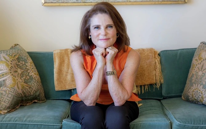 Tovah Feldshuh