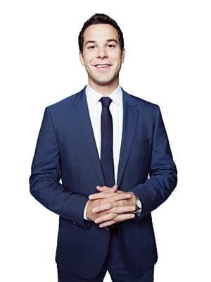 Skylar Astin 2