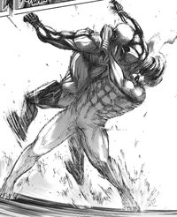 Eren bringt Reiner zu Fall