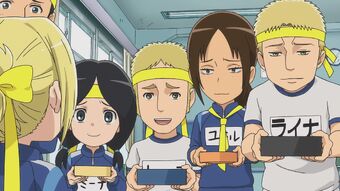 Annie Leonhart Junior High Anime Attack On Titan Wiki Fandom Voici annie leonhardt (attack on titan junior high) je l'ai fait a partir d'un modele. annie leonhart junior high anime
