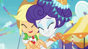 Applejack and Rarity hugging