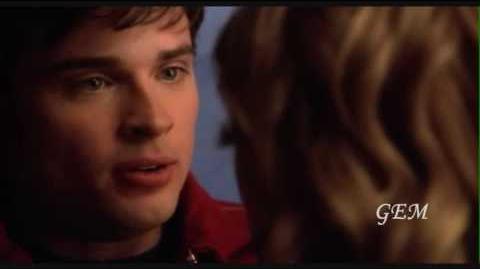 Smallville CLOIS Kissing History!