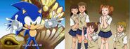 Sonic X estando feliz al tener la atención de chicas humanas