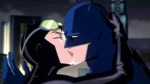Batman kiss Catwoman all romance scene Batman Hush (2019)