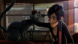 Douxie Hugging Archis