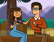 Hannahencouragesbenjiaboutthegame.png (446 KB)