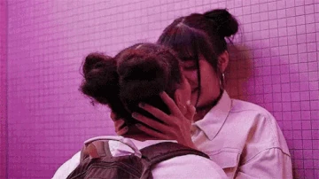 couples-hugging-tumblr-gif