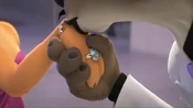 Wolf kissing Diane's hand .jpg (45 KB)