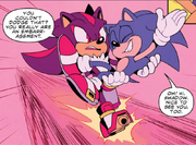 Issue 35 Shadow cargando a Sonic al estilo nupcial