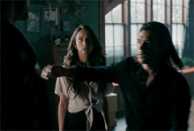304 Queliot Hug.gif