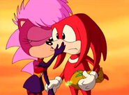 Sonia kisses Knuckles