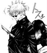 Toji stabs Gojo from the start of their fight