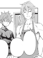 Shun watching the girls busy in kitchen. (Chapter 105)