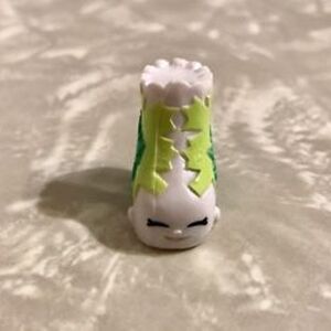 Anna Canada Heels Shopkins Season Eight Wiki Fandom Shop our selection of shopkins collectible figurines including new series 7! anna canada heels shopkins season
