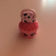 Cupcake Fashionista toy