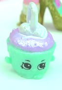 Shopkins Jewelry Box Cupcake Chic toy