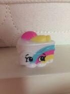 Carrotta Cake toy