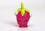 Shopkins-season-5-5-126-translucent-strawberry-kiss-ultra-rare-charm-shopkin-56b1bdbbea7fbef95e1bc15de9be7f7c