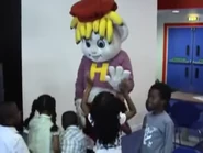 Hannah Banana walkaround costume in the 2007 promotional advert.