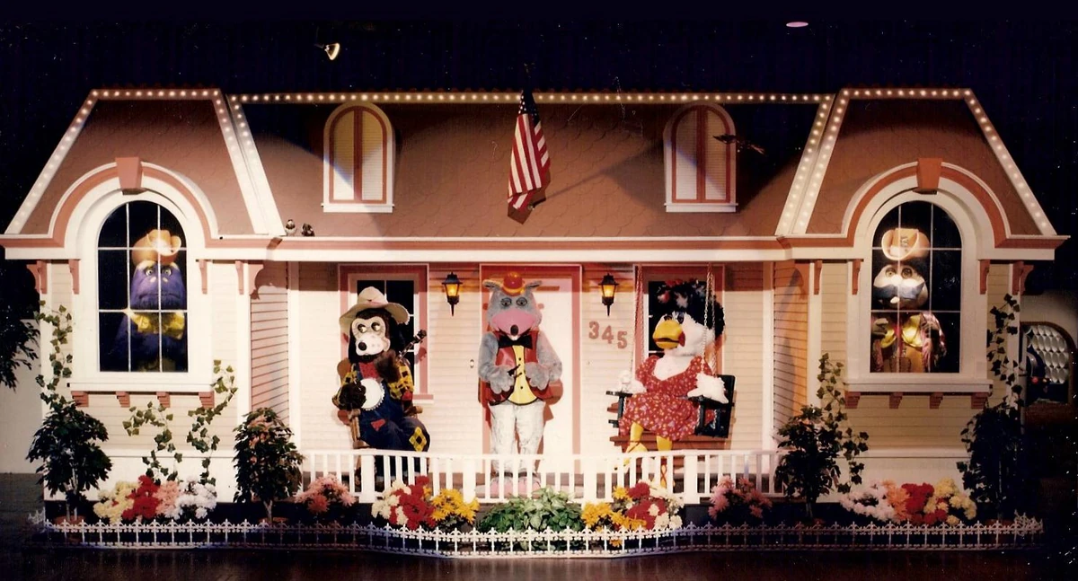 Rocker Stage | ShowBiz Pizza Wiki | Fandom