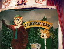 Yogi Bear And Boo Boo Showbiz Pizza Wiki Fandom - showbiz pizza place roblox