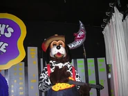 3874791372f2270d653cw7.jpg (43 KB) Plastic 3-Stage Animatronic (2001-present)