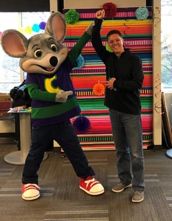 Chuck-E-image-1-801x1024