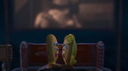 Suzy y él besándose en también en un flashback de Jengi en Shrek the Third.