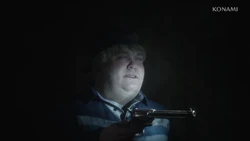 Eddie with his revolver in Silent Hill 2 (2024).