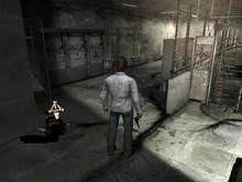 Синтия, проткнутая Мечом повиновения в Мире метро