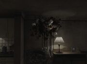 Jimmy Stone apareciendo en el apartamento 302.