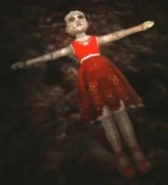 La muñeca favorita de Scarlet.