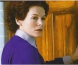 Presskitpage14-1.jpg (12 kB) Christabella, la sacerdotisa del culto.