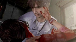 Henry viendo a Cynthia morir poco a poco.