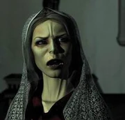 Dahlia.jpg (40 kB) Dahlia hablando con Harry.