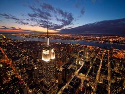 Empire-state-building-night-new-york 26741 990x742