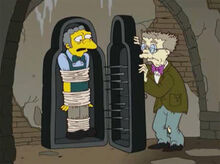 Smithers zumbi moe tortura