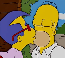 Milhouse beija Homer