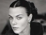 Debi Mazar