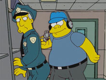 Wiggum 24 massagem comandante