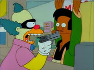 Apu getting robbed by Sideshow Bob (disguised as Krusty)