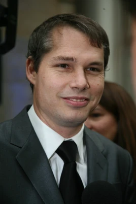 Shepard Fairey (Guest Star)