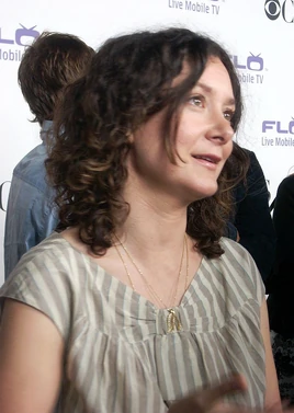 Sara-gilbert-001