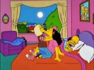 Otto his girlfriend kiss Simpsons home