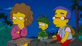 S22E20 Homer Scissorhands - Lisa, Taffy, & Milhouse